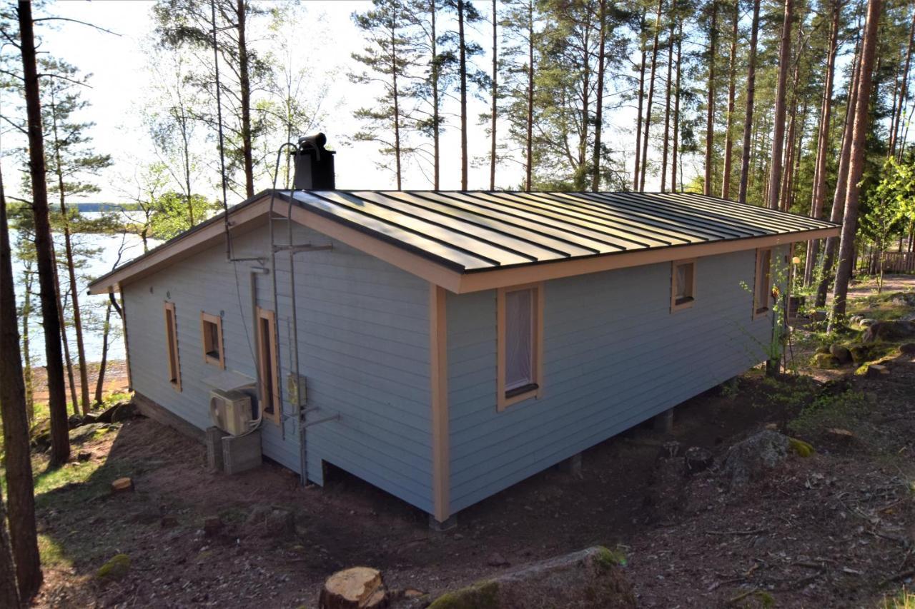 Villa Pyhtaeaen Vuokramoekit à Tuuski Extérieur photo